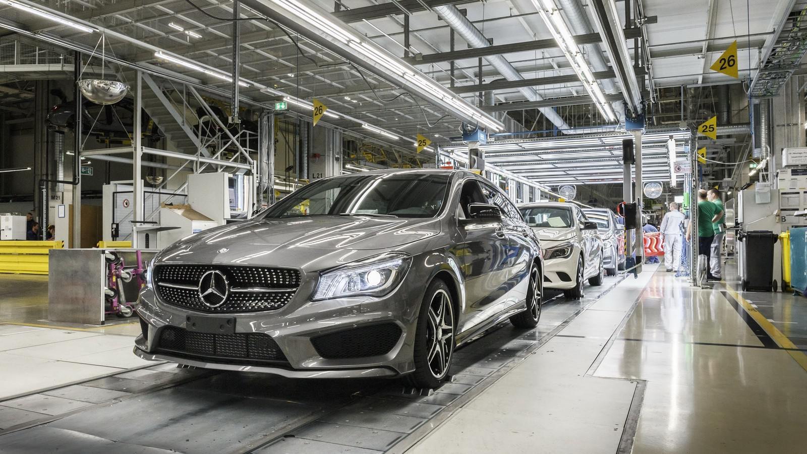 Daimler договаривается о запуске производства Mercedes в Подмосковье